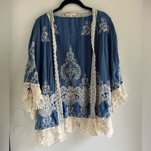 Solitaire Open Bell Sleeve Crochet Trim Kimono Cover Up Blue Women's Large